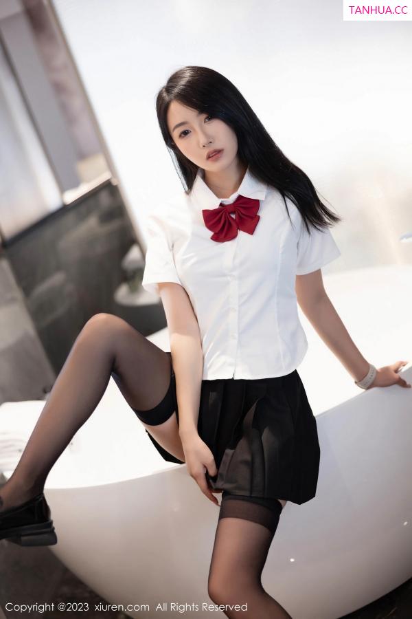   [XiuRen]高清写真图 2023.11.13 No.7653 苏苏阿 短裙美腿第31张图片